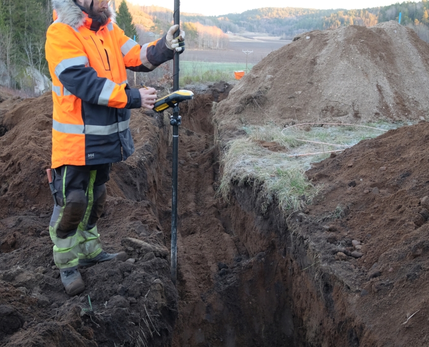 Avslutat schakt genom boplatsen, för jordlina.